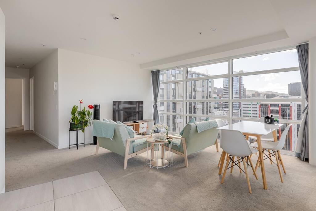 Harbor View Two Bedroom Apartment At Pinnacle Wellington Exterior photo
